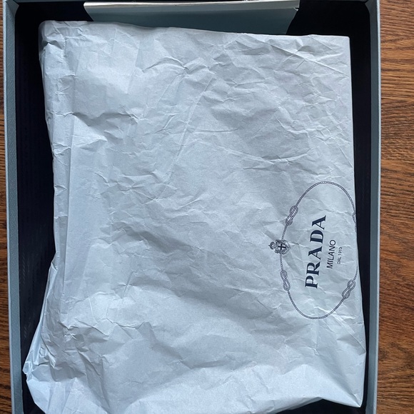 Prada knit logo sneakers. SUPER comfortable just not my style anymore - Picture 3 of 7